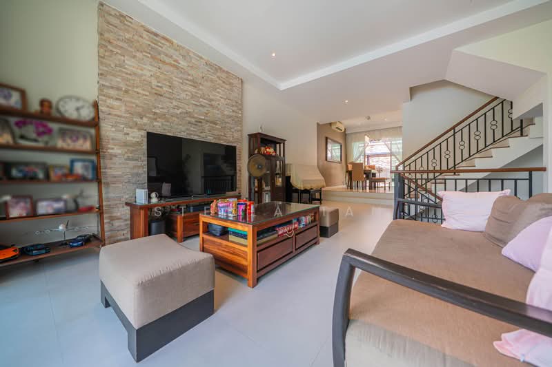 Horizon Green, 769 Ang Mo Kio Avenue 2, 6 Bedrooms, 3,261 sqft, Cluster House For Sale, by Stella Tan, 500216359 - Living Room - PropertyGuru.com.sg