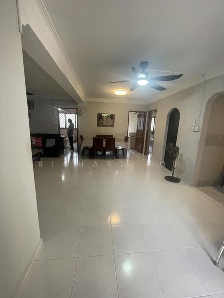213 Bishan Street 23, 213 Bishan Street 23, Room Rental, 100 sqft, HDB Flat For Rent, by Richard Koh, 500216363 - Living Room - PropertyGuru.com.sg