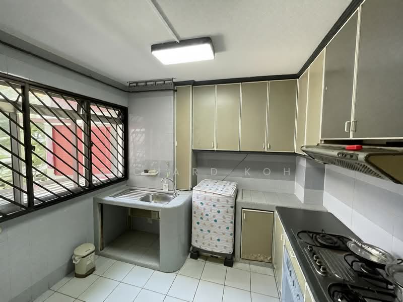 213 Bishan Street 23, 213 Bishan Street 23, Room Rental, 100 sqft, HDB Flat For Rent, by Richard Koh, 500216363 - Kitchen - PropertyGuru.com.sg