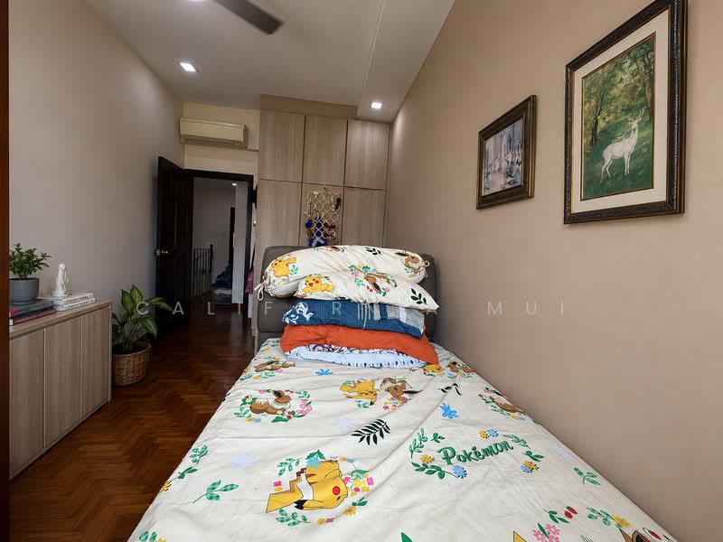 Westwood Park, Westwood Crescent, 6 Bedrooms, 2,600 sqft, Terraced House For Sale, by California Mui, 500216367 - Bedroom - PropertyGuru.com.sg