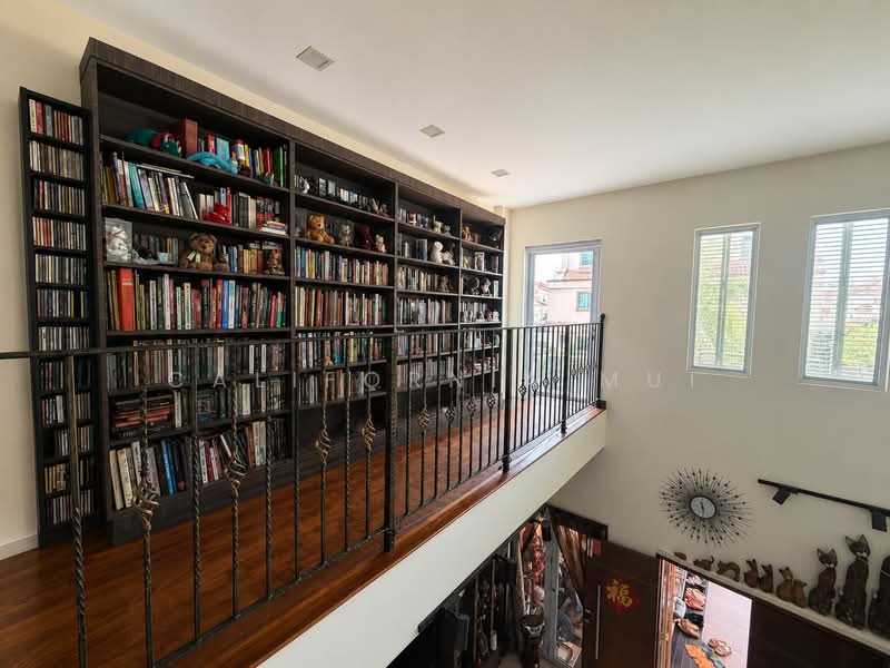Westwood Park, Westwood Crescent, 6 Bedrooms, 2,600 sqft, Terraced House For Sale, by California Mui, 500216367 - Study - PropertyGuru.com.sg