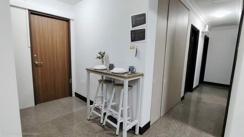 Westcove Condo, 10 West Coast Crescent, Room Rental, 100 sqft, Condominium For Rent, by Philip Tay, 500216369 - Corridor - PropertyGuru.com.sg