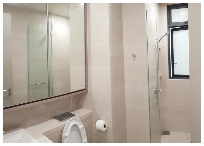 Highline Residences, 7 Kim Tian Road, 3 Bedrooms, 915 sqft, Condominium For Sale, by Hiroshi Oh, 500216379 - Bathroom - PropertyGuru.com.sg