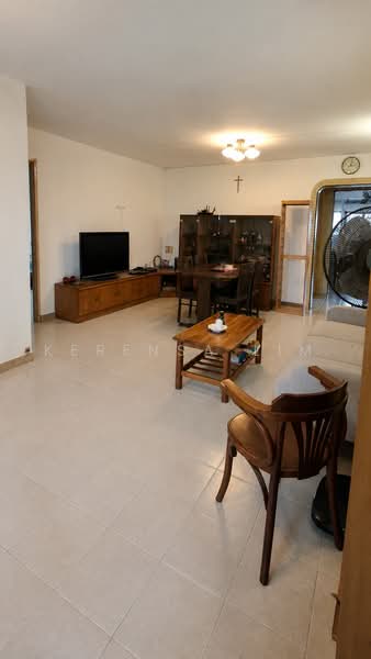15 Saint George's Road, 15 Saint George's Road, 3 Bedrooms, 990 sqft, HDB Flat For Rent, by Kerensa Lim, 500216388 - Living Room - PropertyGuru.com.sg