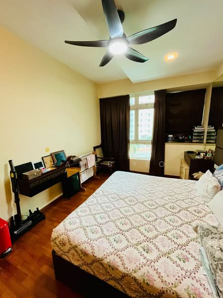 Costa Del Sol, 70 Bayshore Road, 3 Bedrooms, 1,313 sqft, Condominium For Sale, by James Yeo, 500216391 - Bedroom - PropertyGuru.com.sg