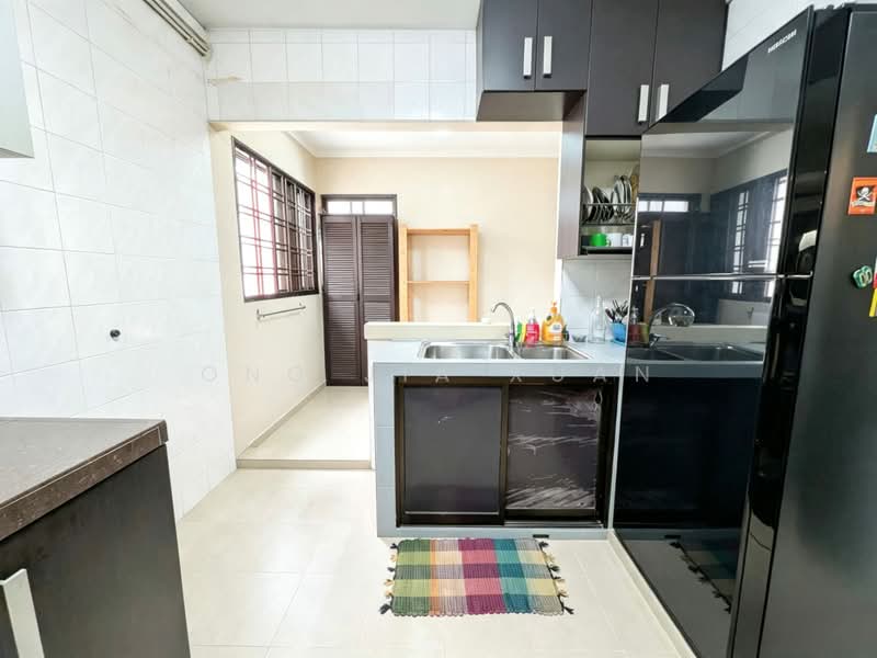 309 Canberra Road, 309 Canberra Road, 4 Bedrooms, 1,518 sqft, HDB Flat For Sale, by Ong Jia Xuan, 500216394 - Kitchen - PropertyGuru.com.sg