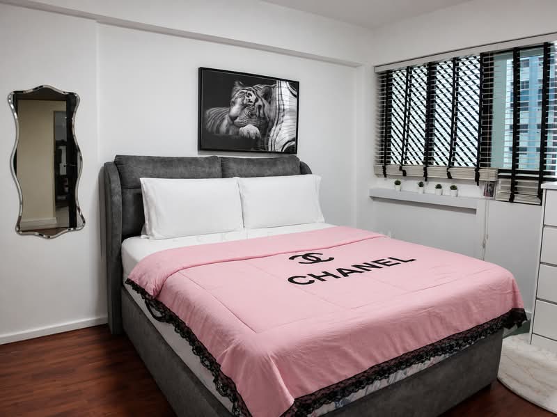 101 Bedok Reservoir Road, 101 Bedok Reservoir Road, 3 Bedrooms, 1,033 sqft, HDB Flat For Sale, by Ezekiel Sim, 500216406 - Master Bedroom - PropertyGuru.com.sg