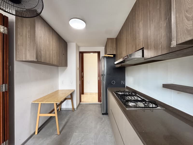 Palm Grove Condo, 19 Palm Grove Avenue, 3 Bedrooms, 1,281 sqft, Condominium For Sale, by Kevin Yong, 500216413 - Kitchen - PropertyGuru.com.sg