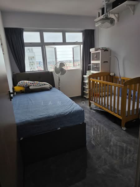 154B Bedok South Road, 154B Bedok South Road, 3 Bedrooms, 1,001 sqft, HDB Flat For Sale, by Ian Loo, 500216415 - Bedroom - PropertyGuru.com.sg