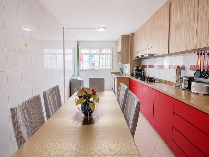 47 Teban Gardens Road, 47 Teban Gardens Road, 2 Bedrooms, 732 sqft, HDB Flat For Sale, by Isaac Chew, 500216418 - Kitchen - PropertyGuru.com.sg