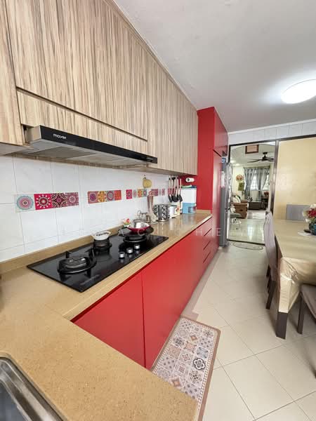 47 Teban Gardens Road, 47 Teban Gardens Road, 2 Bedrooms, 732 sqft, HDB Flat For Sale, by Isaac Chew, 500216418 - Kitchen - PropertyGuru.com.sg