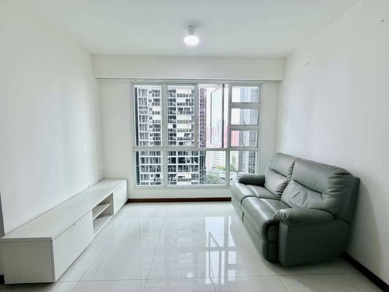43A Margaret Drive, 43A Margaret Drive, 2 Bedrooms, 667 sqft, HDB Flat For Sale, by Athalie Low, 500216432 - Living Room - PropertyGuru.com.sg