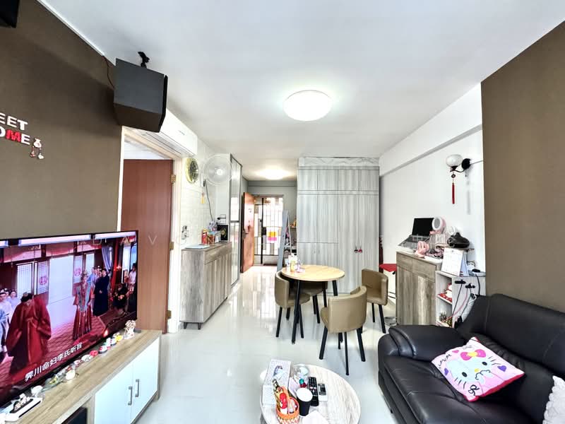 987B Buangkok Green, 987B Buangkok Green, 1 Bedroom, 506 sqft, HDB Flat For Sale, by Davon Chai 蔡忠伦, 500216433 - Living Room - PropertyGuru.com.sg