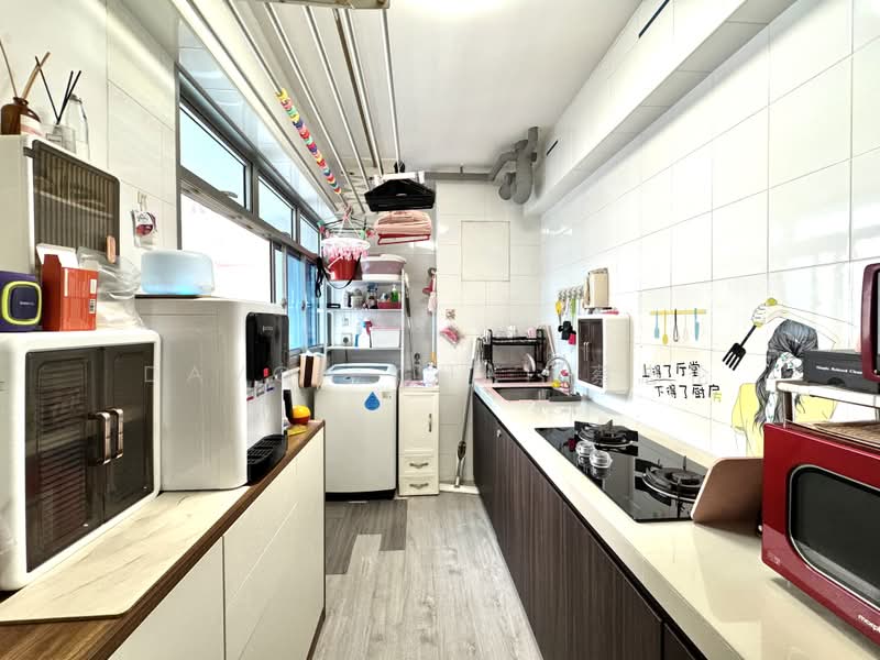 987B Buangkok Green, 987B Buangkok Green, 1 Bedroom, 506 sqft, HDB Flat For Sale, by Davon Chai 蔡忠伦, 500216433 - Kitchen - PropertyGuru.com.sg