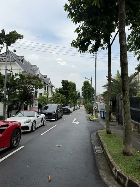 $14xxpsf LAND for REBUILDING into BUNGALOW, Brockhampton/ Walmer Drive/ Bodmin/ Raglan Grove, 3 Bedrooms, 1,500 sqft, Detached House For Sale, by Candice Tan, 500216439 - Exterior - PropertyGuru.com.sg