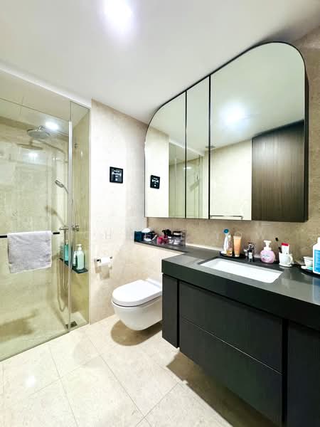 Avenue South Residence, 1 Silat Avenue, 1 Bedroom, 527 sqft, Condominium For Rent, by Michelle Yow, 500216450 - Bathroom - PropertyGuru.com.sg