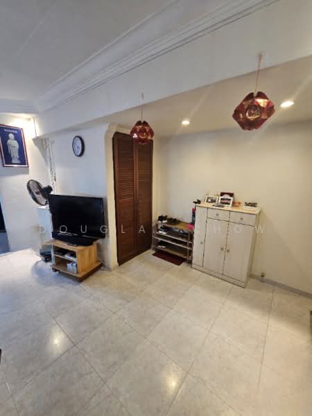 765 Pasir Ris Street 71, 765 Pasir Ris Street 71, 4 Bedrooms, 1,367 sqft, HDB Flat For Sale, by Douglas Chow, 500216479 - Living Room - PropertyGuru.com.sg