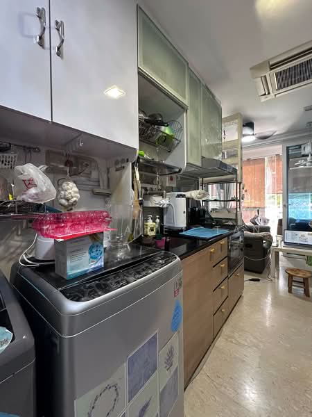 Le Regal, 340 Geylang Road, 1 Bedroom, 420 sqft, Apartment For Sale, by Margaret Tan, 500216483 - Kitchen - PropertyGuru.com.sg