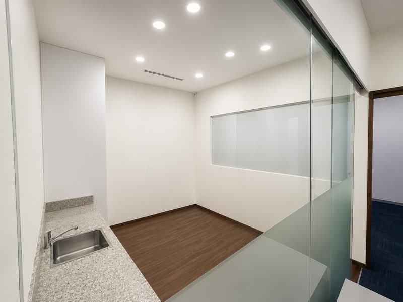 Novena Medical Center, 10 Sinaran Drive, 700 sqft, Medical For Rent, by CY TAN, 500216489 - Interior - CommercialGuru.com.sg