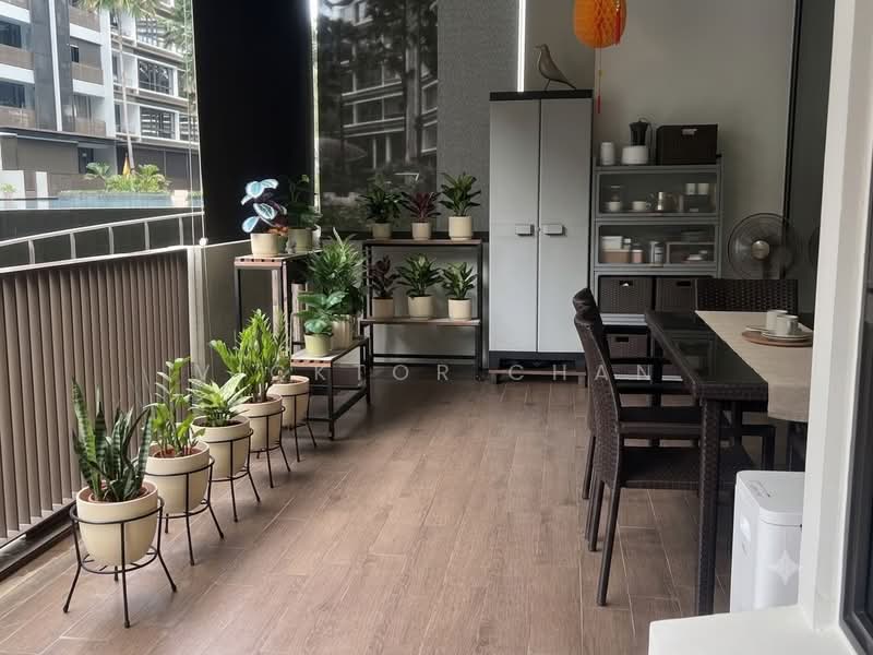 D'Nest, 133 Pasir Ris Grove, 4 Bedrooms, 1,636 sqft, Condominium For Sale, by Vicktor Chan, 500216502 - Balcony - PropertyGuru.com.sg