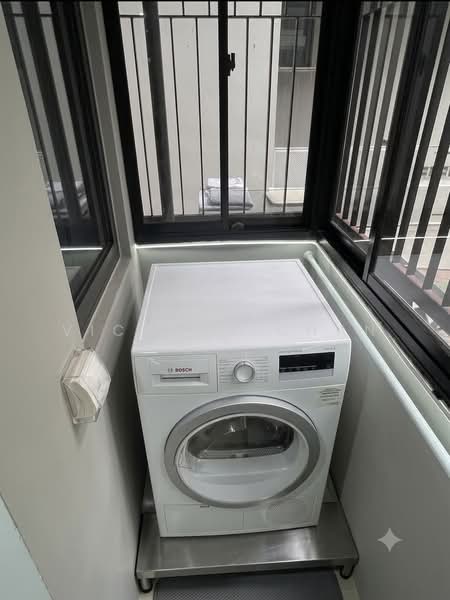 D'Nest, 133 Pasir Ris Grove, 4 Bedrooms, 1,636 sqft, Condominium For Sale, by Vicktor Chan, 500216502 - Balcony - PropertyGuru.com.sg