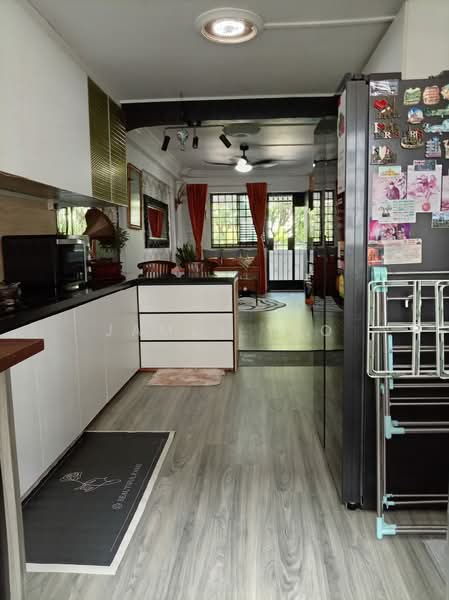 534 Bedok North Street 3, 534 Bedok North Street 3, 2 Bedrooms, 645 sqft, HDB Flat For Sale, by James Yeo, 500216505 - Kitchen - PropertyGuru.com.sg