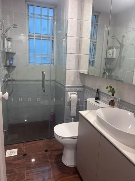 Grand Chateau, 2 Jalan Rajawali, 3 Bedrooms, 1,119 sqft, Condominium For Rent, by Thoo Jean Yean, 500216507 - Bathroom - PropertyGuru.com.sg