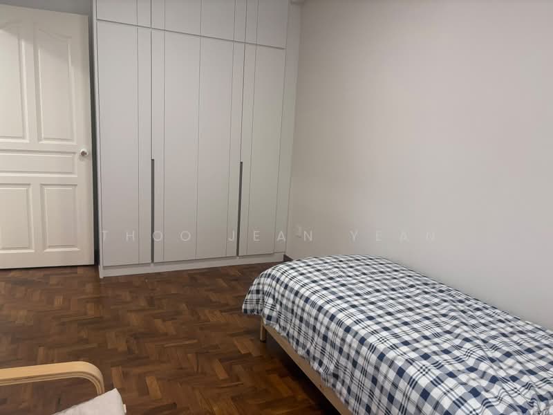 Grand Chateau, 2 Jalan Rajawali, 3 Bedrooms, 1,119 sqft, Condominium For Rent, by Thoo Jean Yean, 500216507 - Bedroom - PropertyGuru.com.sg