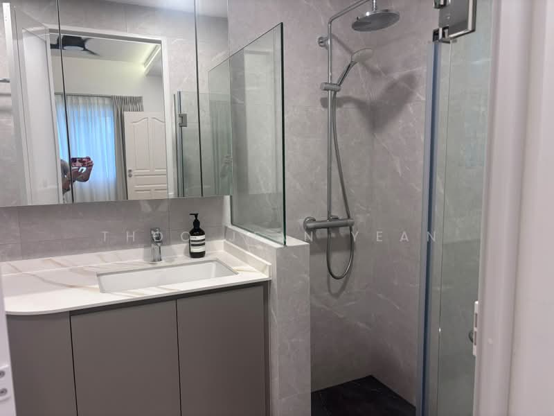 Grand Chateau, 2 Jalan Rajawali, 3 Bedrooms, 1,119 sqft, Condominium For Rent, by Thoo Jean Yean, 500216507 - Bathroom - PropertyGuru.com.sg