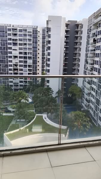 Waterfront Isle, 732 Bedok Reservoir Road, 2 Bedrooms, 915 sqft, Condominium For Rent, by Kim Low, 500216517 - Balcony - PropertyGuru.com.sg
