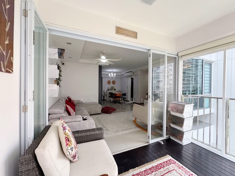 518C Tampines Central 7, 518C Tampines Central 7, 3 Bedrooms, 1,152 sqft, HDB Flat For Sale, by Risdian Isbintara, 500216519 - Living Room - PropertyGuru.com.sg