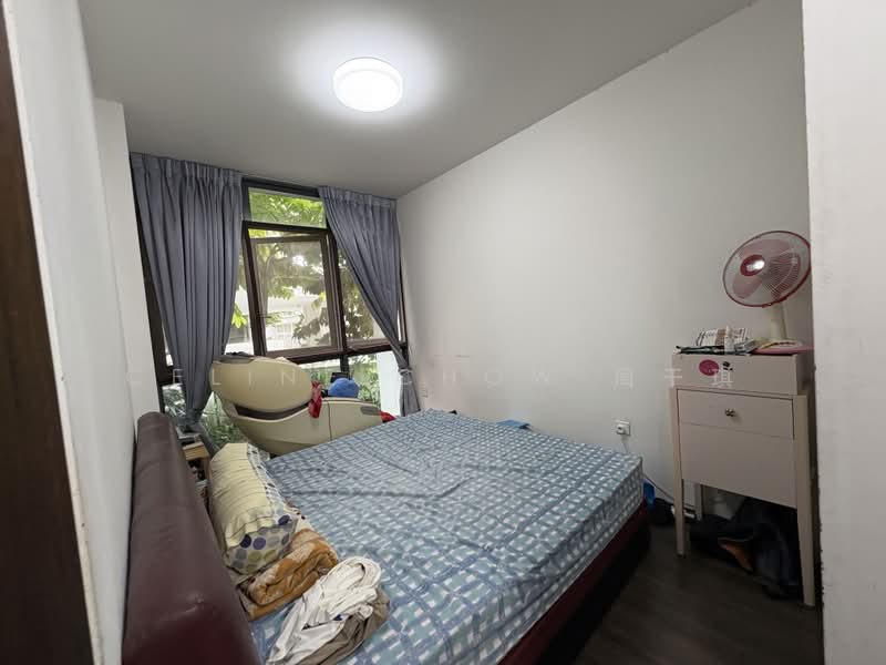 Symphony Suites, 9 Yishun Close, 4 Bedrooms, 1,023 sqft, Condominium For Sale, by Celine Chow 周于琪, 500216524 - Bedroom - PropertyGuru.com.sg