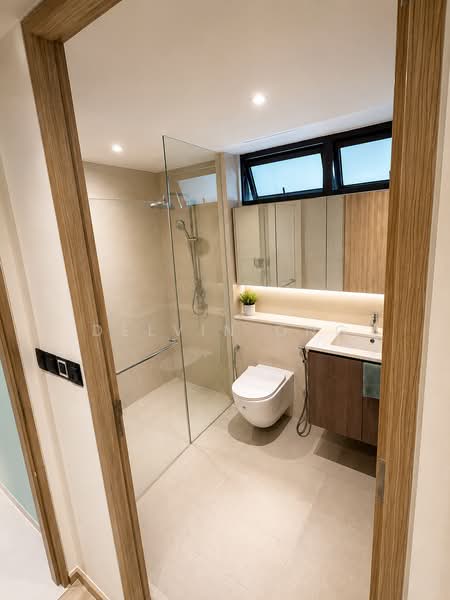 The Wisteria, 592 Yishun Ring Road, 3 Bedrooms, 895 sqft, Condominium For Sale, by Delvin Ong, 500216529 - Bathroom - PropertyGuru.com.sg