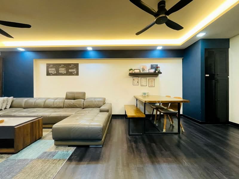 636B Punggol Drive, 636B Punggol Drive, 3 Bedrooms, 990 sqft, HDB Flat For Sale, by James Yeo, 500216532 - Living Room - PropertyGuru.com.sg