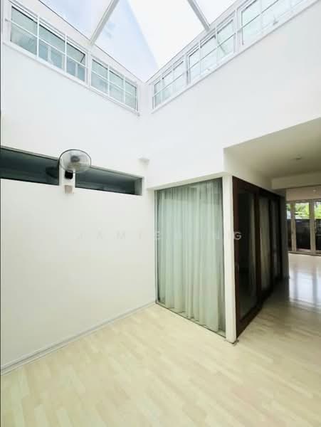 Eden Grove Terrace House, Eden Grove, 3 Bedrooms, 1,469 sqft, Terraced House For Rent, by Jamie Peh, 500216537 - Interior - PropertyGuru.com.sg
