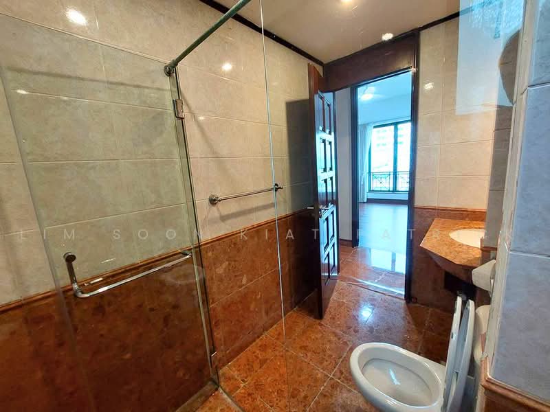 Pebble Bay, 130 Tanjong Rhu Road, 2 Bedrooms, 1,302 sqft, Condominium For Rent, by Lim Soon Kiat Patrick, 500216544 - Bathroom - PropertyGuru.com.sg