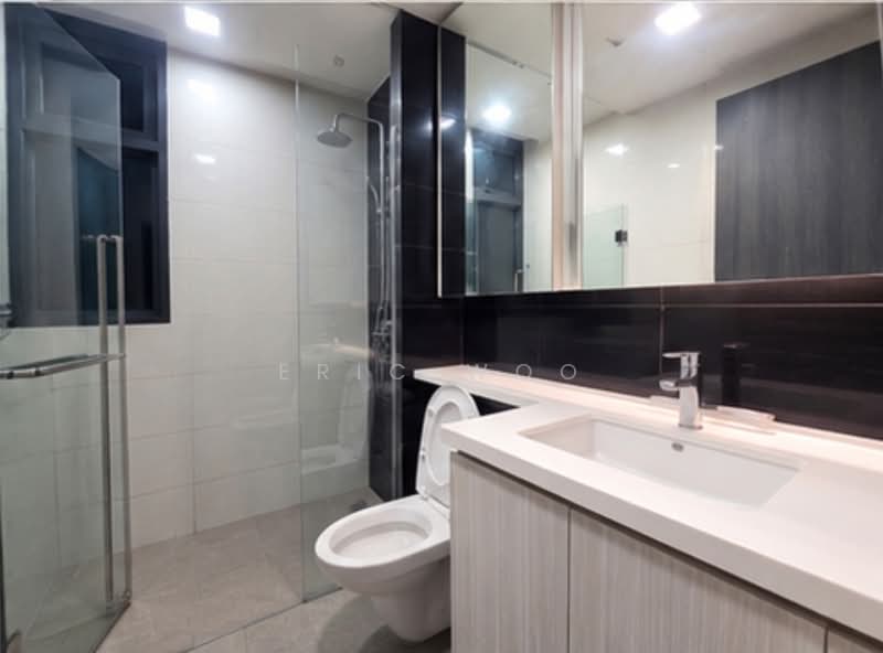 Gem Residences, , 5 Bedrooms, 1,313 sqft, Condominium For Sale, by Eric Woo, 500216548 - Bathroom - PropertyGuru.com.sg