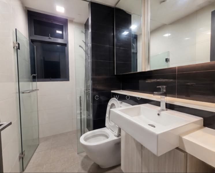 Gem Residences, , 5 Bedrooms, 1,313 sqft, Condominium For Sale, by Eric Woo, 500216548 - Bathroom - PropertyGuru.com.sg