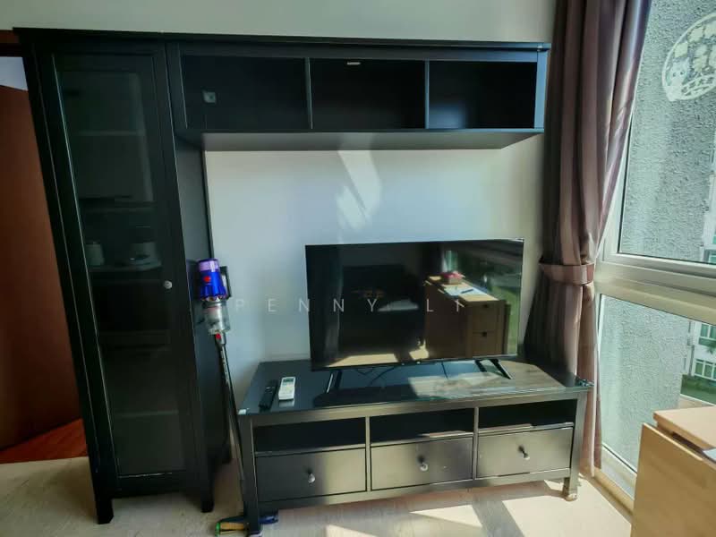 The Hillford, 178 Jln Jurong Kechil, 1 Bedroom, 420 sqft, Condominium For Rent, by Penny Li, 500216553 - Living Room - PropertyGuru.com.sg