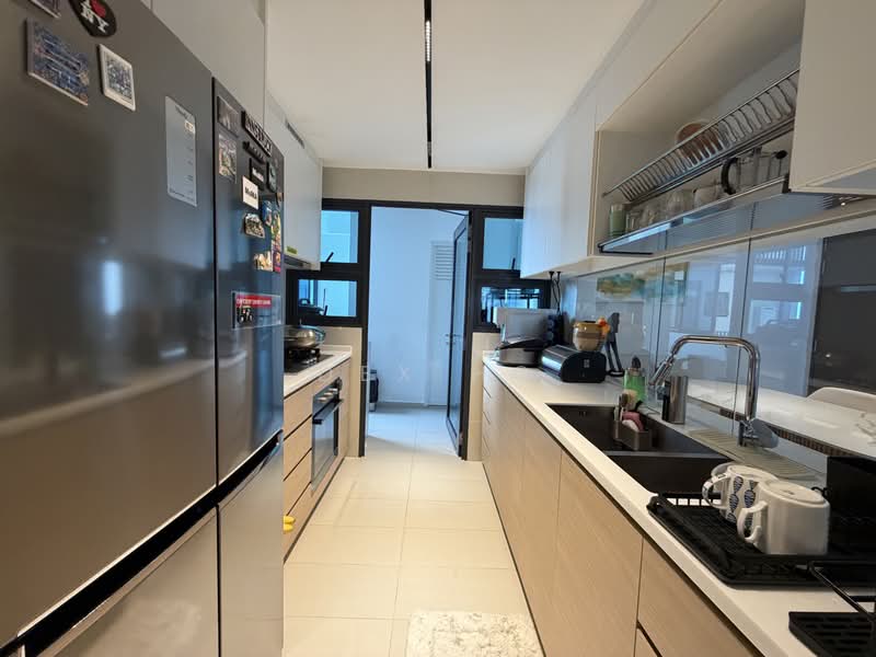 Treasure at Tampines, 23 Tampines Lane, 4 Bedrooms, 1,324 sqft, Condominium For Sale, by Dex Ho, 500216557 - Kitchen - PropertyGuru.com.sg