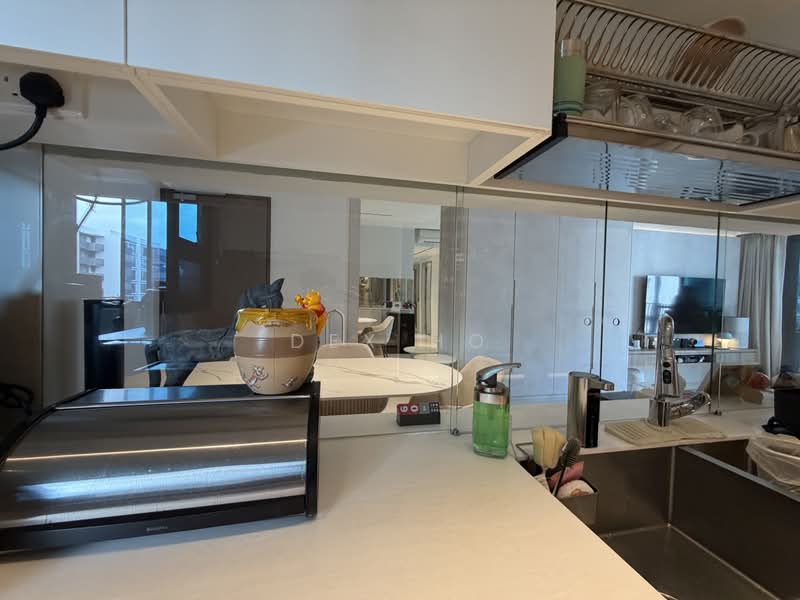 Treasure at Tampines, 23 Tampines Lane, 4 Bedrooms, 1,324 sqft, Condominium For Sale, by Dex Ho, 500216557 - Kitchen - PropertyGuru.com.sg