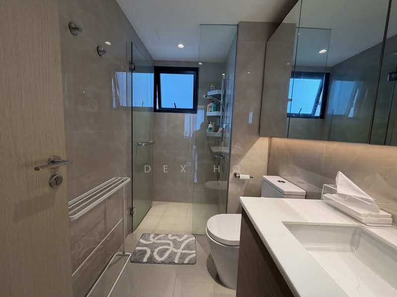 Treasure at Tampines, 23 Tampines Lane, 4 Bedrooms, 1,324 sqft, Condominium For Sale, by Dex Ho, 500216557 - Bathroom - PropertyGuru.com.sg