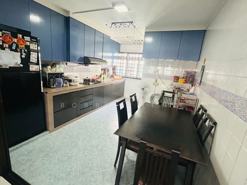 252 Choa Chu Kang Avenue 2, 252 Choa Chu Kang Avenue 2, 3 Bedrooms, 1,119 sqft, HDB Flat For Sale, by Bobby Cheng, 500216561 - Kitchen - PropertyGuru.com.sg