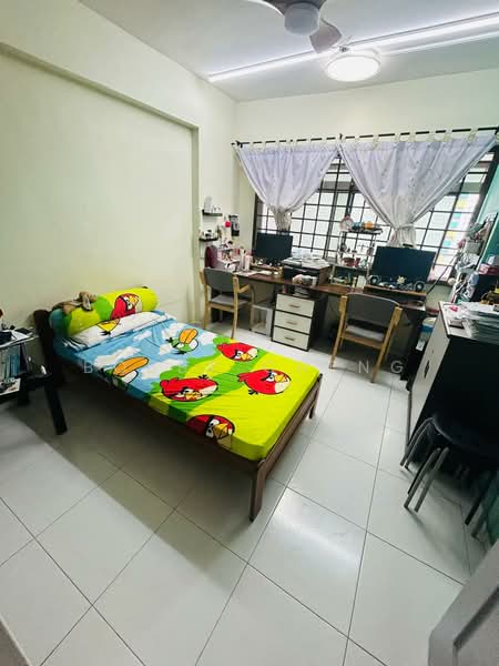 252 Choa Chu Kang Avenue 2, 252 Choa Chu Kang Avenue 2, 3 Bedrooms, 1,119 sqft, HDB Flat For Sale, by Bobby Cheng, 500216561 - Bedroom - PropertyGuru.com.sg