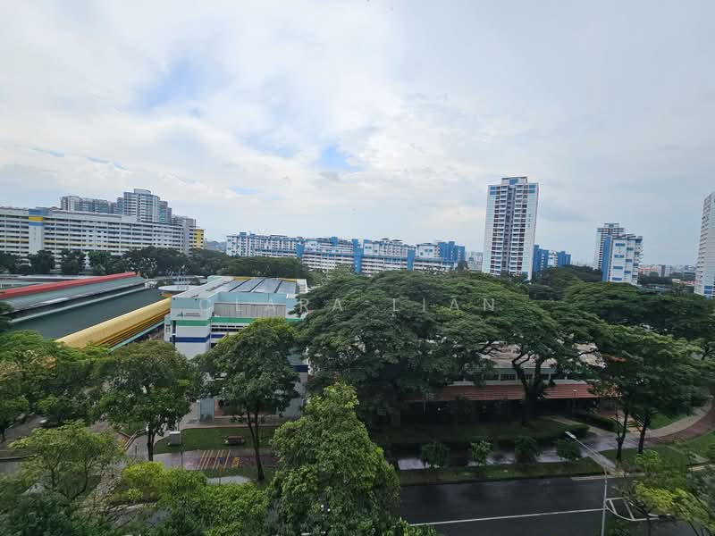 578 Ang Mo Kio Avenue 10, 578 Ang Mo Kio Avenue 10, 2 Bedrooms, 721 sqft, HDB Flat For Sale, by Clara Lian, 500216572 - Exterior - PropertyGuru.com.sg
