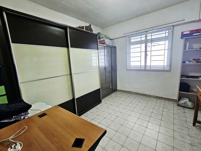 578 Ang Mo Kio Avenue 10, 578 Ang Mo Kio Avenue 10, 2 Bedrooms, 721 sqft, HDB Flat For Sale, by Clara Lian, 500216572 - Bedroom - PropertyGuru.com.sg