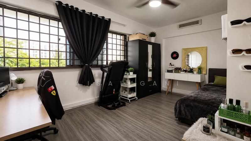 518 Jurong West Street 52, 518 Jurong West Street 52, 3 Bedrooms, 1,216 sqft, HDB Flat For Sale, by Faisal Gani, 500216578 - Bedroom - PropertyGuru.com.sg