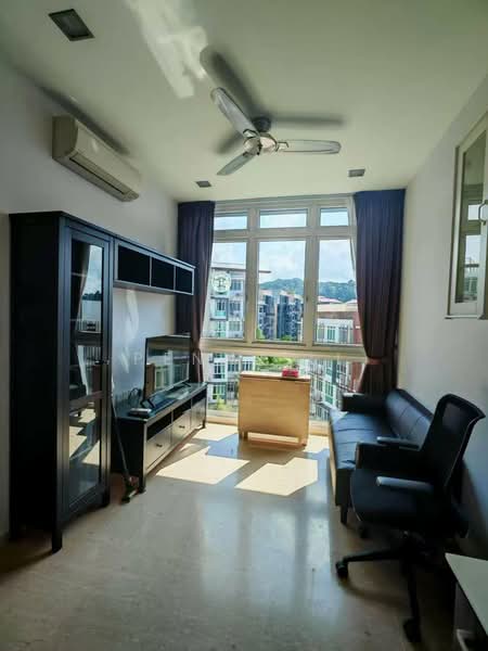 The Hillford, 178 Jln Jurong Kechil, 2 Bedrooms, 657 sqft, Condominium For Sale, by Penny Li, 500216579 - Living Room - PropertyGuru.com.sg