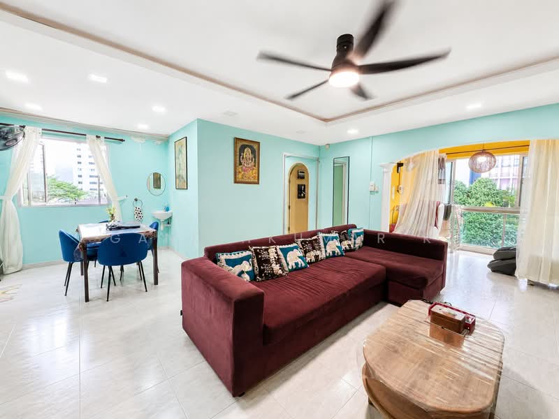 672 Woodlands Drive 71, 672 Woodlands Drive 71, 3 Bedrooms, 1,184 sqft, HDB Flat For Sale, by GANESHKUMAR K, 500216584 - Living Room - PropertyGuru.com.sg