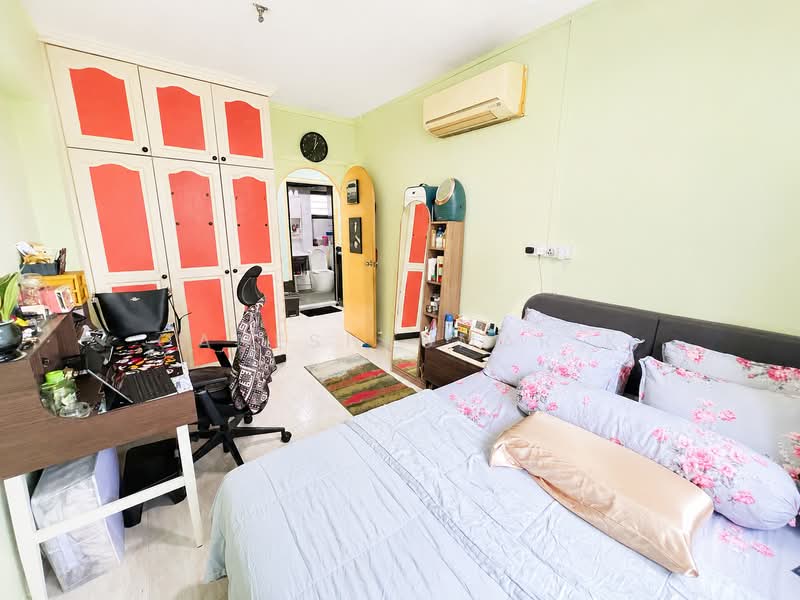 672 Woodlands Drive 71, 672 Woodlands Drive 71, 3 Bedrooms, 1,184 sqft, HDB Flat For Sale, by GANESHKUMAR K, 500216584 - Bedroom - PropertyGuru.com.sg